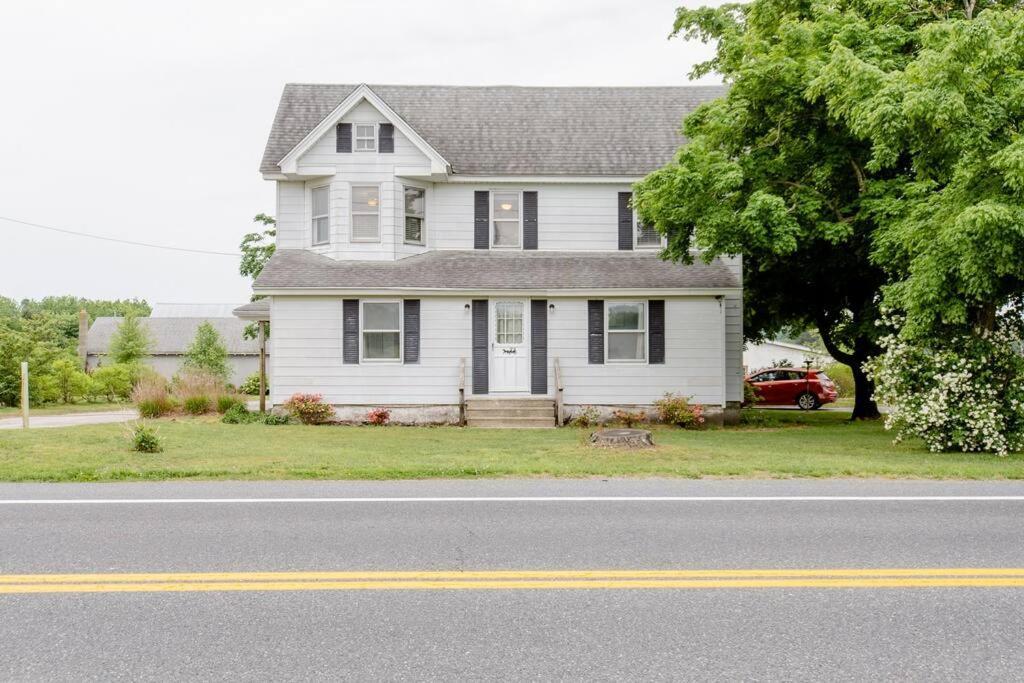 Mt. Hermon Farm Apartment Salisbury Exterior photo